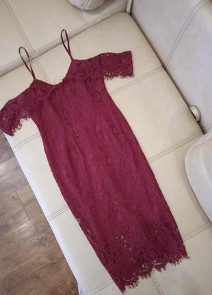 Гипюровое платье на подкладке