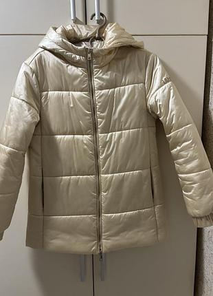Куртка liu jo, зимова, на синтепоні, розмір xs-s. бежево-золотистого кольору
