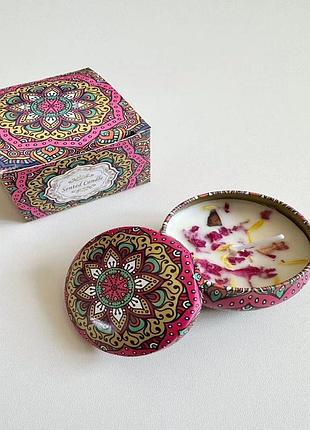 Аромасвічки із соєвого воску в металевій банці з кришкою