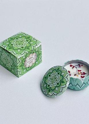 Аромасвічки із соєвого воску в металевій банці з кришкою