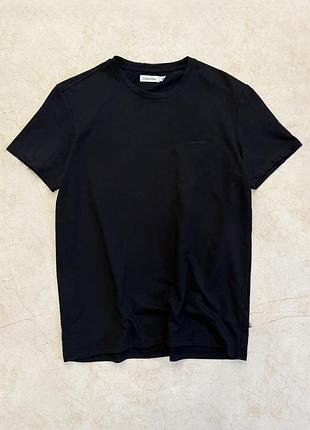 Оригінальна calvin klein футболка з лого (m/l)