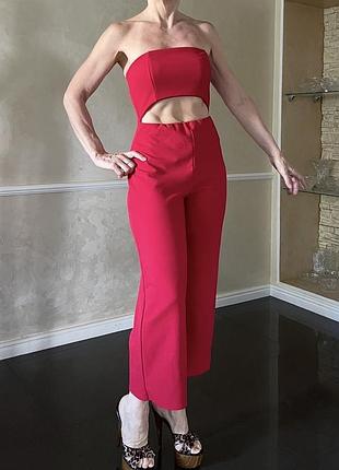 Missguided ексклюзивний комбінезон.