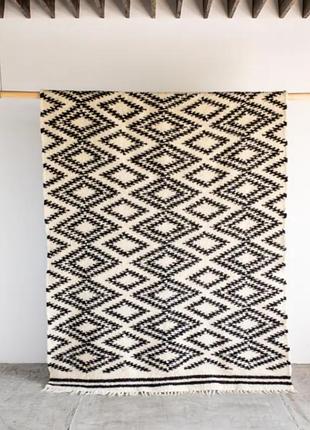 Дизайнерський ліжник від gushka wool