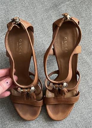 Босоніжки gucci
