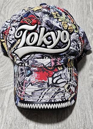 Бейсболка граффити tokyuo от robin ruth