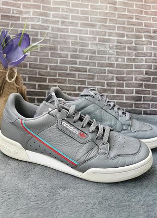 Кросівки 42 розмір