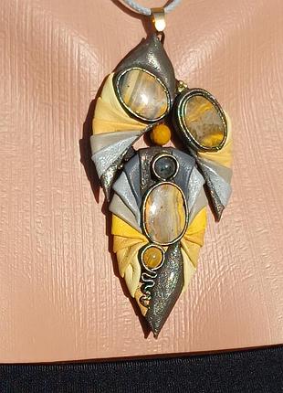 Кулон солнечный день