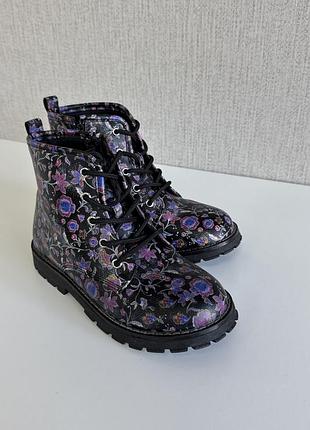 Демісезонні чоботи для дівчинки chicco