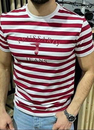 Футболка чоловіча