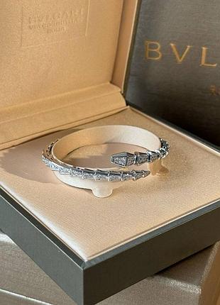 Браслет змія