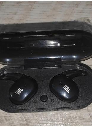 Бездротові навушники з кейсом зарядки tws-4 bluetooth нові чорні