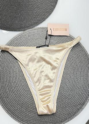 Купальні трусики бікіні