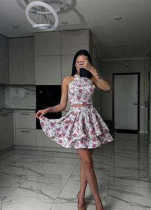 Костюми зі спідницею