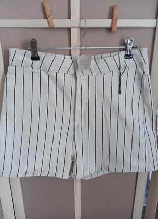 Шорты женские в тоненькую полоску
