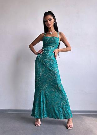 Мереживна сукня максі