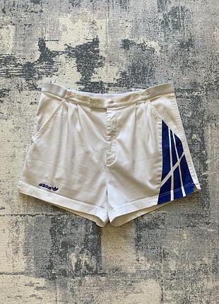 Білі хлопкові короткі бриджі вінтажні шорти adidas vintage shorts hong kong оригінал