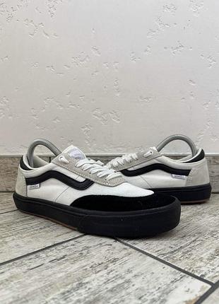 Vans gilbert crockett