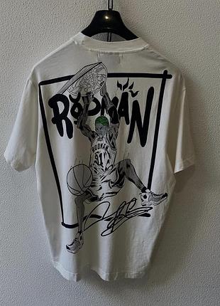 Оригінальна футболка bershka denis rodman printed білого кольору розмір m-l 🔥