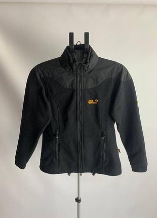 Женская куртка jack wolfskin