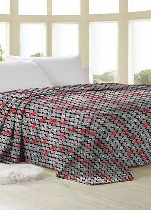 Плед из флиса лапки зигзаг (160х210)