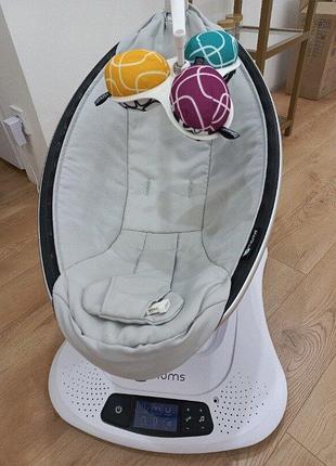 Заколисуючий центр 4 moms mamaroo