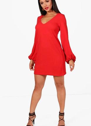 Красное платье от boohoo
