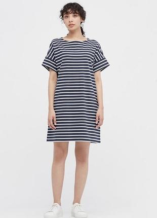 Брендова сукня з кишенями