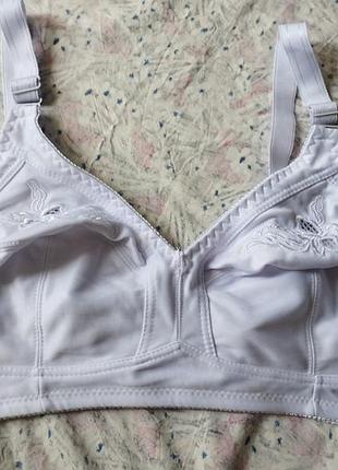 Бюстгальтер без кісточок та поролону 42е/95е