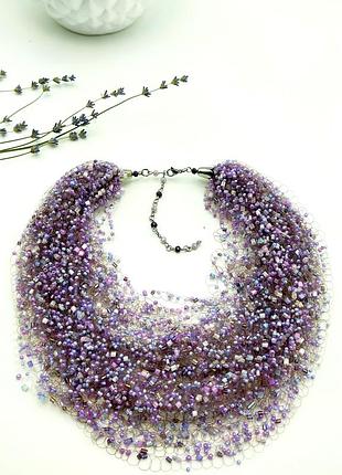 Повітряне кольє з бісеру лавандового кольору