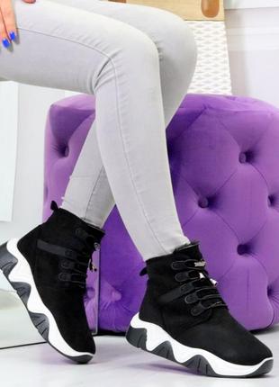 Ботинки женские