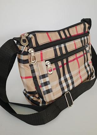 Стильная сумка-мессенджер в клетчатый принт – универсальный аксессуар на каждый день