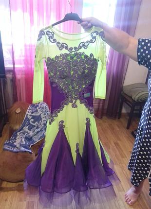 Плаття для бальних танців