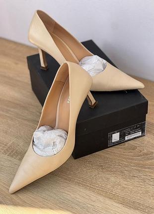 Туфлі-човники класичні жіночі uterqüe, розмір 41