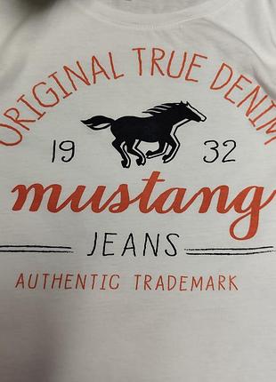 Белая футболка от mustang