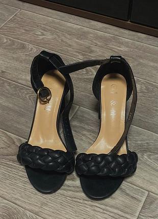 Босоніжки ідеальні