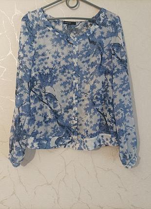Легкая красочная блуза с листочками