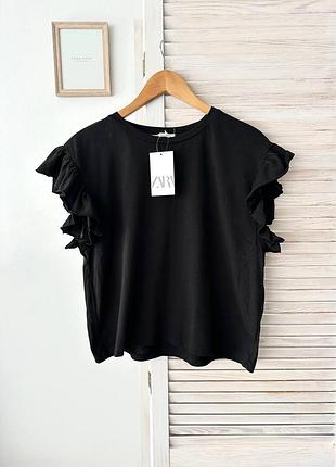 Футболка базовая черного цвета zara