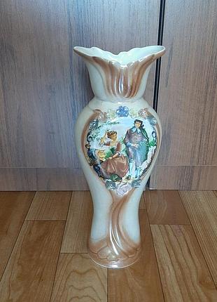Ваза, фарфор, белого цвета с рисунком