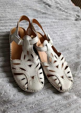 Туфли новые, фирменные "picolinos"женщи кожаные р.40.