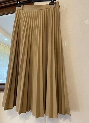 Бежева спідниця плісе zara