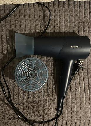 Фен для волосся philips