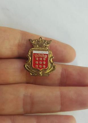 Пін значок герб англія