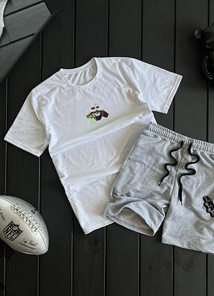 Базовый летний комплект футболка и шорты