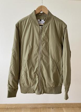Чоловічий бомбер розмір л