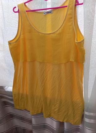 Жіноча майка