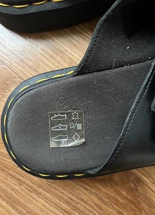 Dr. martens босоніжки чорні