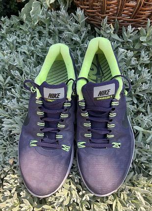 Кросівки жіночі nike