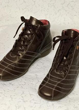 Шикарные кожаные ботиночки в спортивном стиле6 фото
