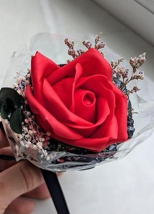 Мини букет красная роза