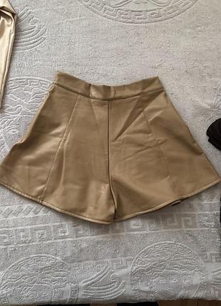 Шорти 46 розмір